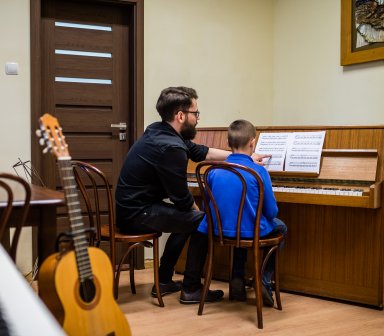 Klub Wróblowice - nauka gry na instrumentach